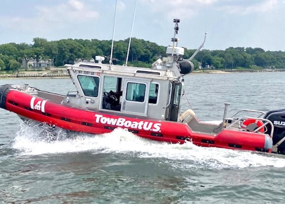 TowBoatUS Bridgeport provides on-water towing, soft ungrounding, battery jump and fuel drop off services to boaters 24/7.